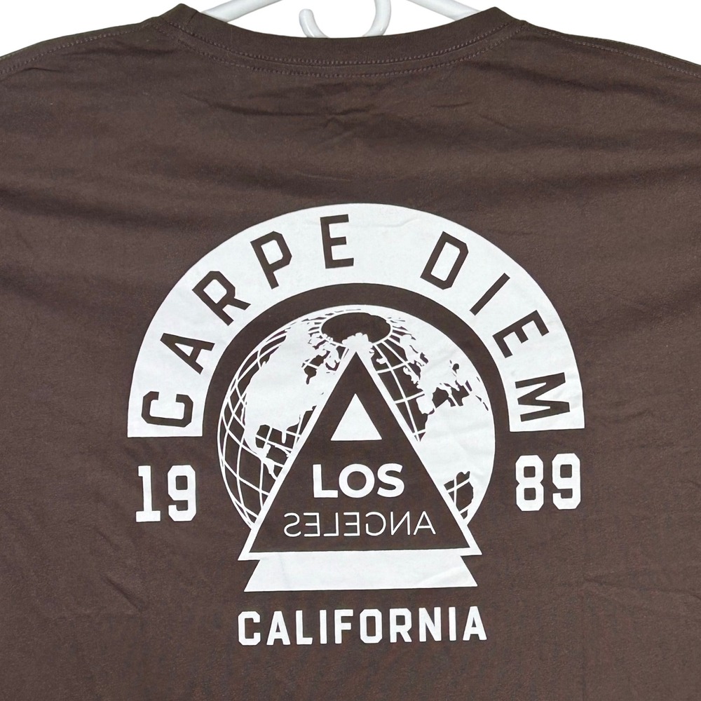 Johnny Bigg Mens Carpe Diem Chocolate Brown‎ Graphic Print Longline Tee XL NWT